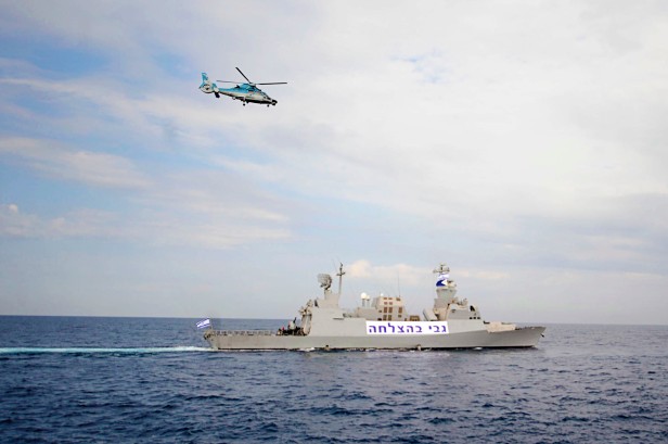 flickr_-_israel_defense_forces_-_chief_of_staff_visits_navy2c_jan_2011_28229